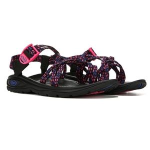 CHACO Sandals Scope Magnets size 7 NWT Women's Chaco Z/Volv X2 Strappy Sandal.
